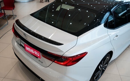 Toyota Camry, 2025 год, 6 090 000 рублей, 17 фотография