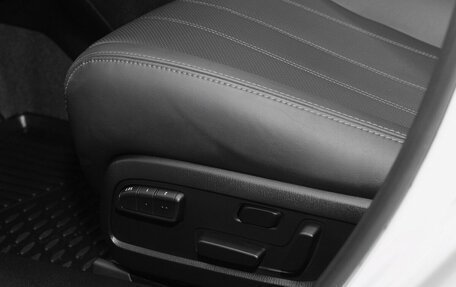 Mazda 6, 2023 год, 4 000 000 рублей, 35 фотография