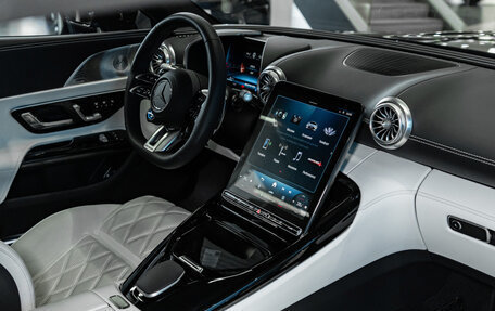 Mercedes-Benz AMG GT, 2024 год, 29 900 000 рублей, 19 фотография