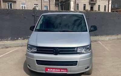 Volkswagen Multivan T5, 2012 год, 2 050 000 рублей, 1 фотография