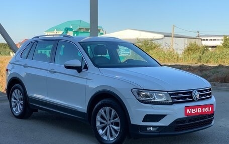 Volkswagen Tiguan II, 2018 год, 2 200 000 рублей, 7 фотография
