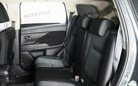 Mitsubishi Outlander III рестайлинг 3, 2016 год, 1 500 000 рублей, 9 фотография