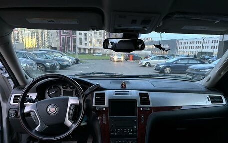 Cadillac Escalade III, 2010 год, 2 500 000 рублей, 9 фотография