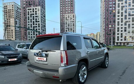 Cadillac Escalade III, 2010 год, 2 500 000 рублей, 10 фотография