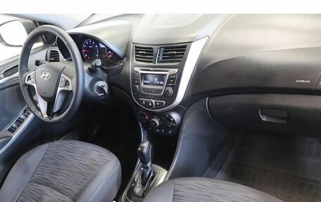 Hyundai Solaris II рестайлинг, 2015 год, 979 000 рублей, 5 фотография