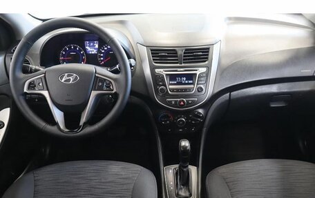 Hyundai Solaris II рестайлинг, 2015 год, 979 000 рублей, 11 фотография