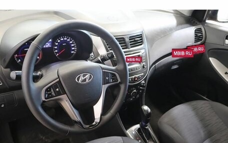 Hyundai Solaris II рестайлинг, 2015 год, 979 000 рублей, 6 фотография