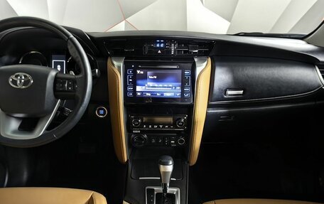 Toyota Fortuner II, 2018 год, 3 199 000 рублей, 14 фотография