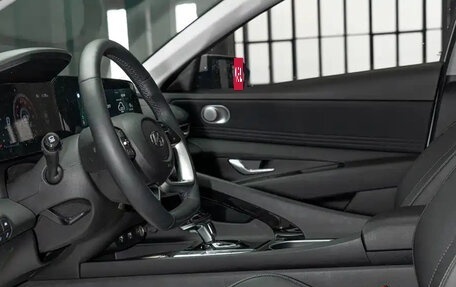 Hyundai Elantra, 2022 год, 1 380 017 рублей, 9 фотография