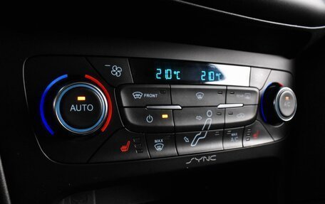 Ford Focus III, 2018 год, 949 000 рублей, 12 фотография