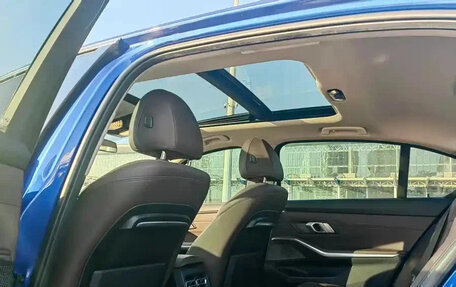 BMW 3 серия, 2021 год, 2 920 000 рублей, 15 фотография