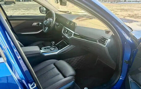 BMW 3 серия, 2021 год, 2 920 000 рублей, 13 фотография