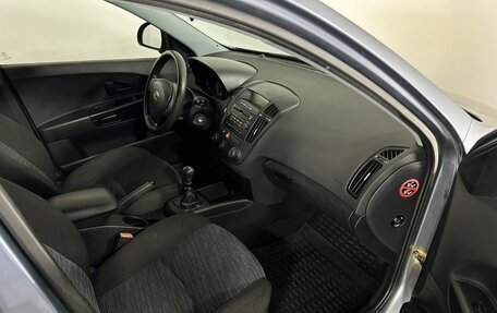 KIA cee'd I рестайлинг, 2007 год, 700 000 рублей, 14 фотография