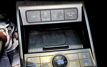 Hyundai Kona, 2023 год, 1 651 027 рублей, 14 фотография