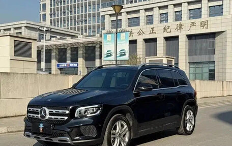 Mercedes-Benz GLB, 2022 год, 2 020 365 рублей, 3 фотография