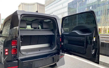 Land Rover Defender II, 2023 год, 11 230 077 рублей, 7 фотография