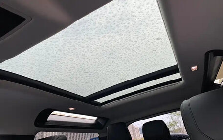 Land Rover Defender II, 2023 год, 11 230 077 рублей, 13 фотография