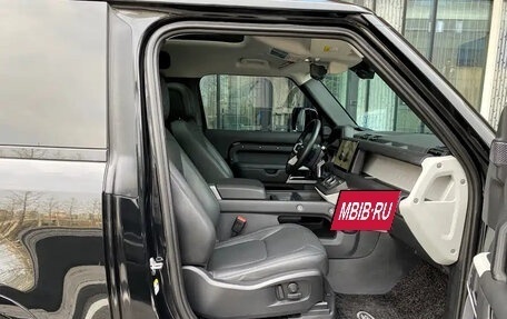 Land Rover Defender II, 2023 год, 11 230 077 рублей, 11 фотография