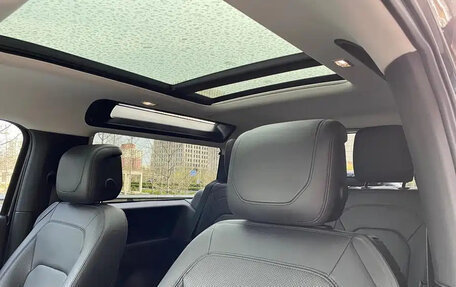 Land Rover Defender II, 2023 год, 11 230 077 рублей, 18 фотография