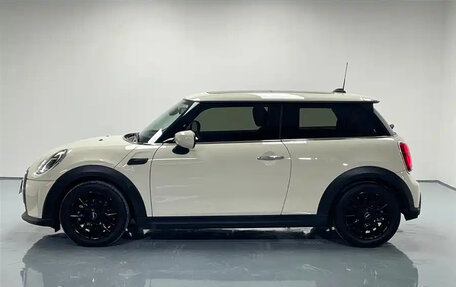 MINI Hatch, 2022 год, 2 026 777 рублей, 5 фотография