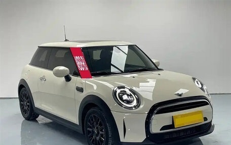 MINI Hatch, 2022 год, 2 026 777 рублей, 3 фотография