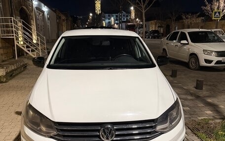 Volkswagen Polo VI (EU Market), 2019 год, 850 000 рублей, 1 фотография