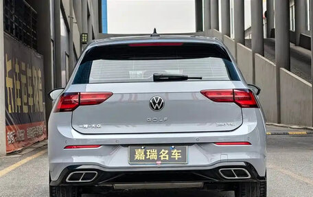 Volkswagen Golf VIII, 2023 год, 1 800 888 рублей, 5 фотография