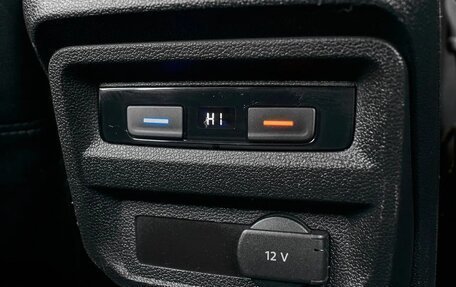 Volkswagen Tiguan II, 2019 год, 2 780 000 рублей, 11 фотография