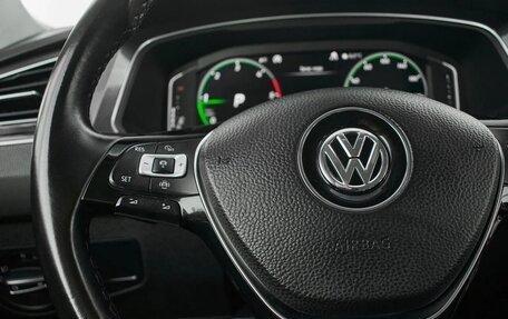 Volkswagen Tiguan II, 2019 год, 2 780 000 рублей, 13 фотография