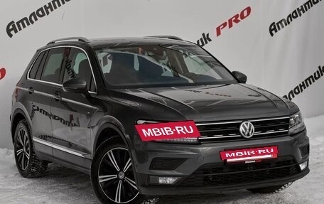 Volkswagen Tiguan II, 2019 год, 2 780 000 рублей, 3 фотография