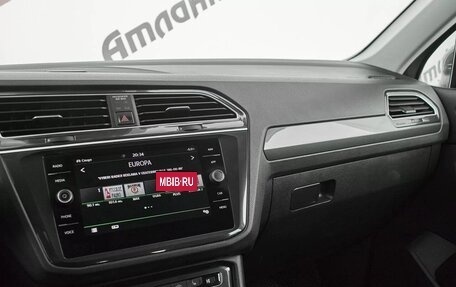 Volkswagen Tiguan II, 2019 год, 2 780 000 рублей, 16 фотография