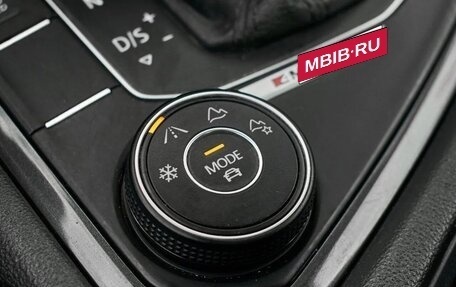 Volkswagen Tiguan II, 2019 год, 2 780 000 рублей, 20 фотография