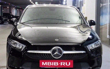 Mercedes-Benz A-Класс, 2022 год, 2 210 030 рублей, 2 фотография