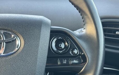 Toyota Prius IV XW50, 2022 год, 1 620 555 рублей, 16 фотография