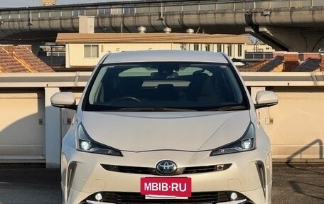 Toyota Prius IV XW50, 2022 год, 1 620 555 рублей, 8 фотография
