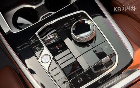 BMW X7, 2025 год, 14 180 000 рублей, 15 фотография