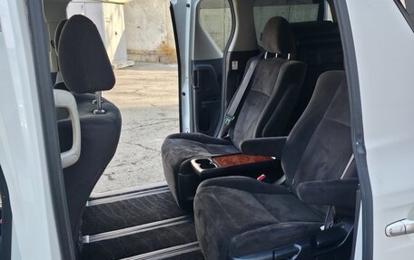 Toyota Alphard III, 2010 год, 1 200 000 рублей, 9 фотография