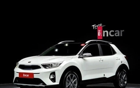 KIA Stonic, 2020 год, 1 200 000 рублей, 2 фотография