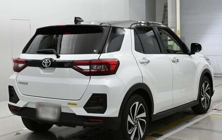 Toyota Raize I, 2022 год, 1 450 000 рублей, 6 фотография