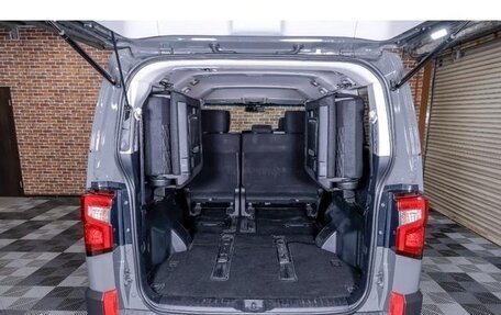 Mitsubishi Delica D:5 I, 2022 год, 2 950 555 рублей, 24 фотография