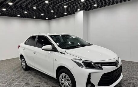 Toyota Vios III, 2022 год, 1 190 050 рублей, 3 фотография
