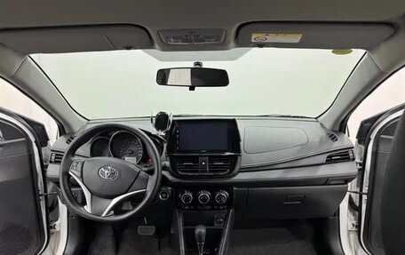 Toyota Vios III, 2022 год, 1 190 050 рублей, 7 фотография