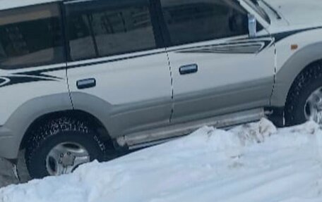 Toyota Land Cruiser Prado 90 рестайлинг, 2001 год, 1 650 000 рублей, 3 фотография