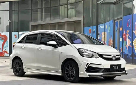 Honda Fit, 2023 год, 1 020 666 рублей, 3 фотография