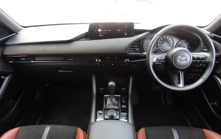 Mazda 3, 2022 год, 1 295 007 рублей, 31 фотография