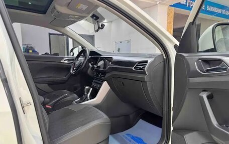 Volkswagen T-Cross I, 2022 год, 1 410 050 рублей, 9 фотография