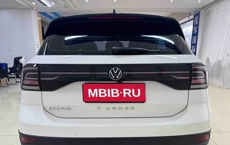 Volkswagen T-Cross I, 2022 год, 1 410 050 рублей, 6 фотография