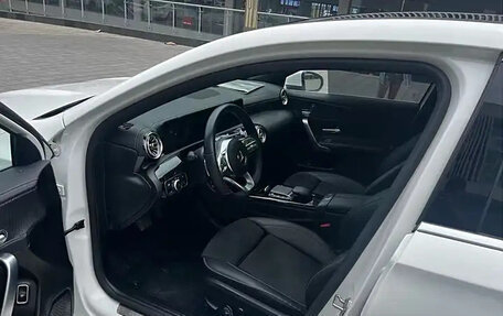 Mercedes-Benz A-Класс, 2022 год, 1 789 030 рублей, 11 фотография