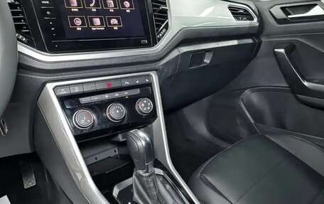 Volkswagen T-Roc I, 2022 год, 1 420 000 рублей, 6 фотография