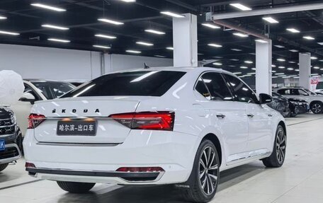 Skoda Superb III рестайлинг, 2022 год, 1 843 000 рублей, 6 фотография